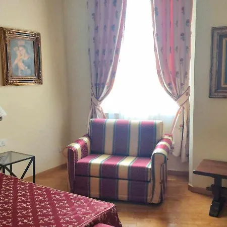 Tornabuoni La Petite Suite Florenz Zimmer foto