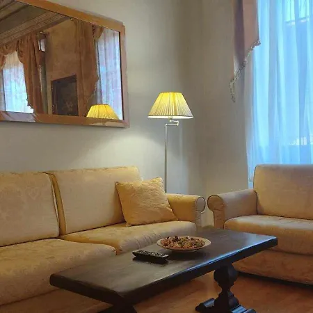 Tornabuoni La Petite Suite Florenz Zimmer foto