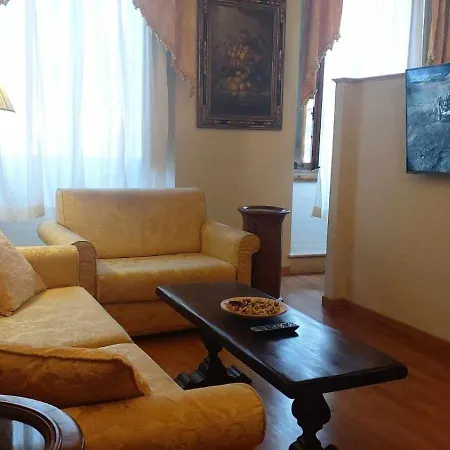 Tornabuoni La Petite Suite Florenz Zimmer foto