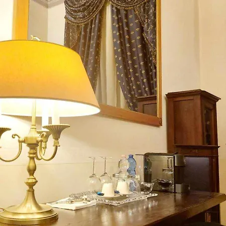 Tornabuoni La Petite Suite Florenz Zimmer foto