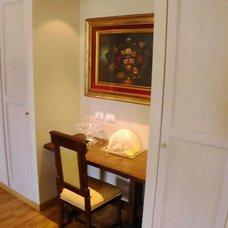 Tornabuoni La Petite Suite Florenz Zimmer foto