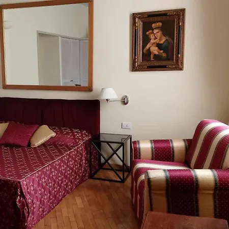 Tornabuoni La Petite Suite Florenz Zimmer foto