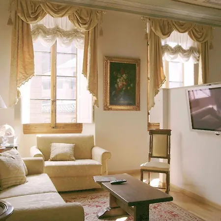 Tornabuoni La Petite Suite Florenz Zimmer foto